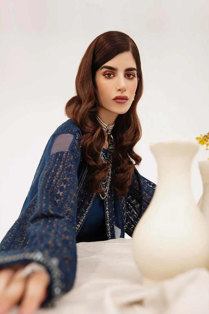 Mina Kashif | Ala Mode Luxury Formals 23 | Maya - Hoorain Designer Wear - Pakistani Ladies Branded Stitched Clothes in United Kingdom, United states, CA and Australia
