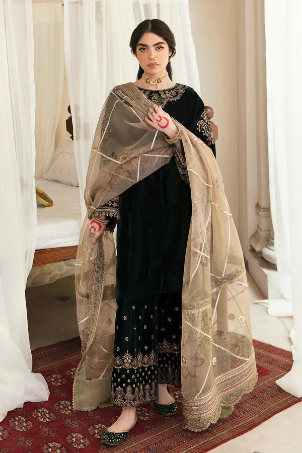 Baroque | Jahanara Luxury Velvet 23 | UF-249 - Hoorain Designer Wear - Pakistani Ladies Branded Stitched Clothes in United Kingdom, United states, CA and Australia