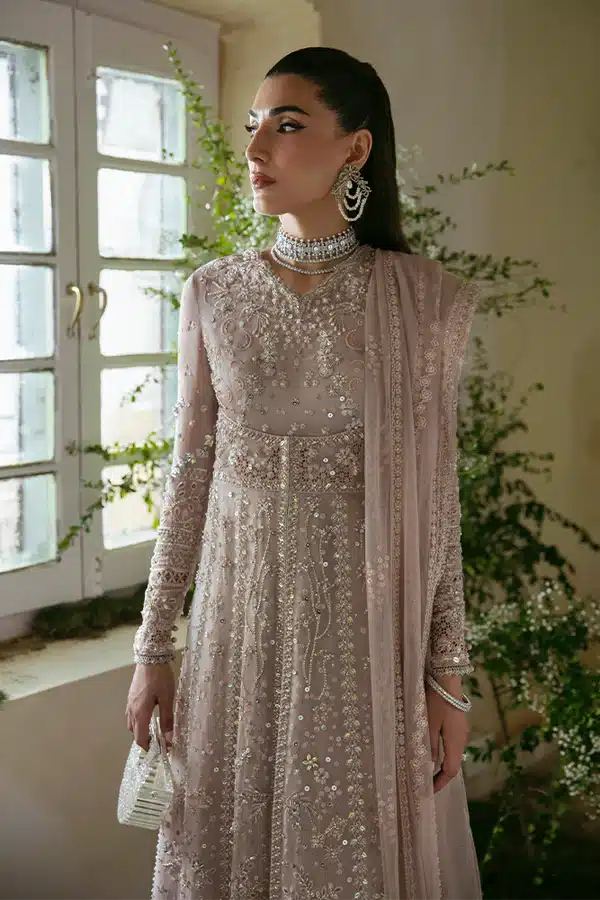 Suffuse | Freeshia Formals 23 | Laela - Hoorain Designer Wear - Pakistani Ladies Branded Stitched Clothes in United Kingdom, United states, CA and Australia