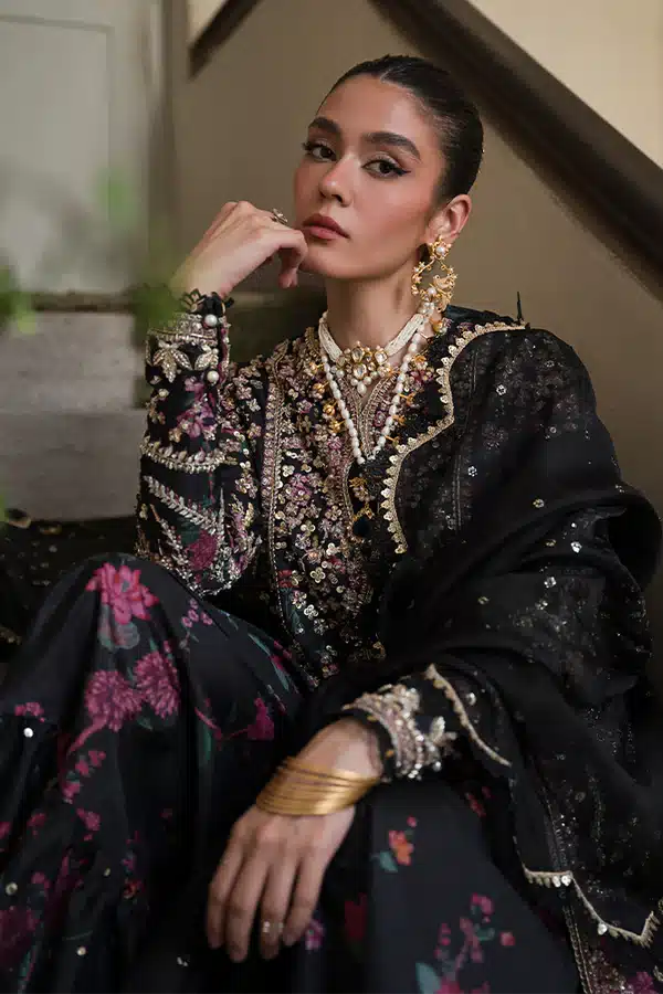 Suffuse | Freeshia Formals 23 | Zora - Hoorain Designer Wear - Pakistani Ladies Branded Stitched Clothes in United Kingdom, United states, CA and Australia