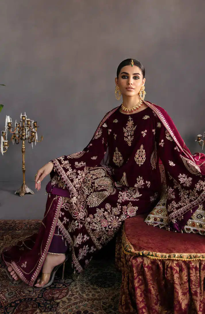 Emaan Adeel | Makhmal Velvet Edition 23 | MK-04 HAYAL - Hoorain Designer Wear - Pakistani Designer Clothes for women, in United Kingdom, United states, CA and Australia