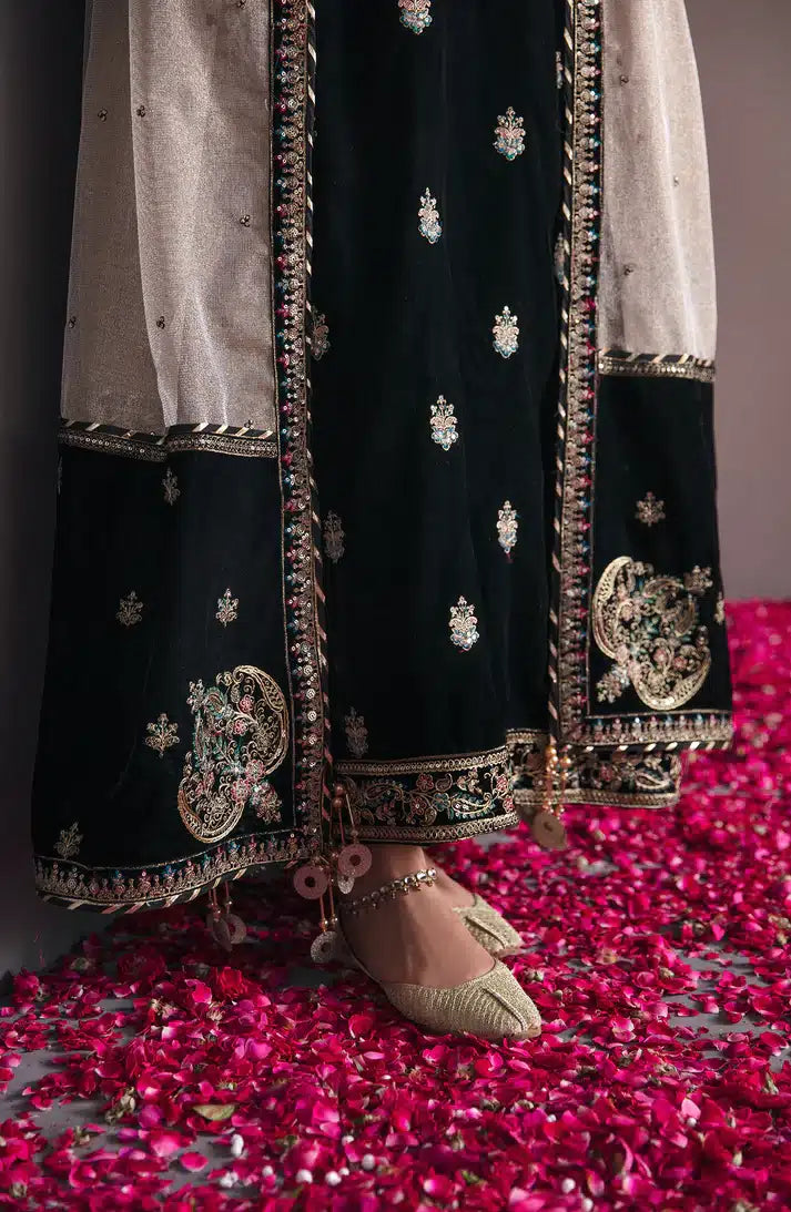 Emaan Adeel | Makhmal Velvet Edition 23 | MK-08 AQS - Hoorain Designer Wear - Pakistani Ladies Branded Stitched Clothes in United Kingdom, United states, CA and Australia