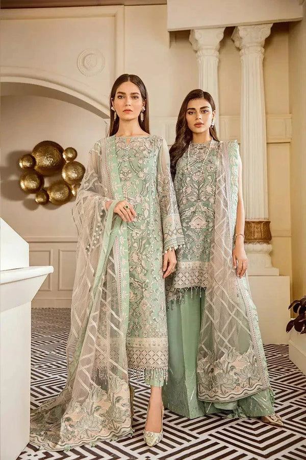 Baroque | Chantelle 23 | 05 - Hoorain Designer Wear - Pakistani Ladies Branded Stitched Clothes in United Kingdom, United states, CA and Australia
