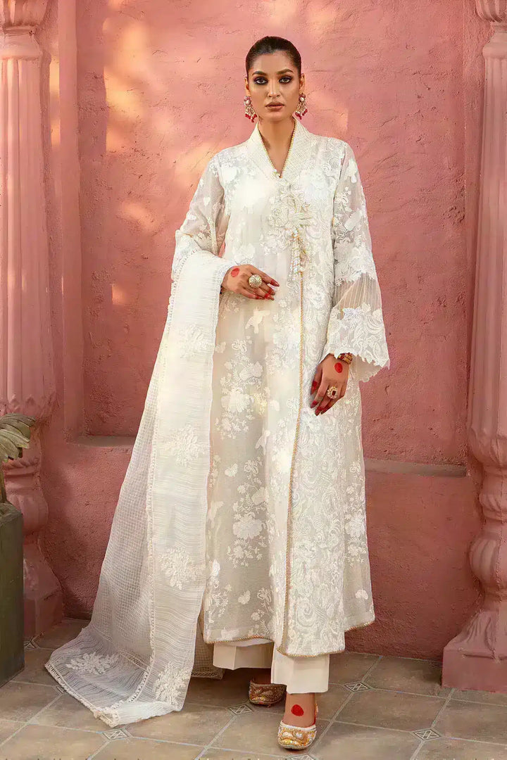 Nilofer Shahid | Nur e Subh Formals | Bazm e Sehar - Hoorain Designer Wear - Pakistani Ladies Branded Stitched Clothes in United Kingdom, United states, CA and Australia