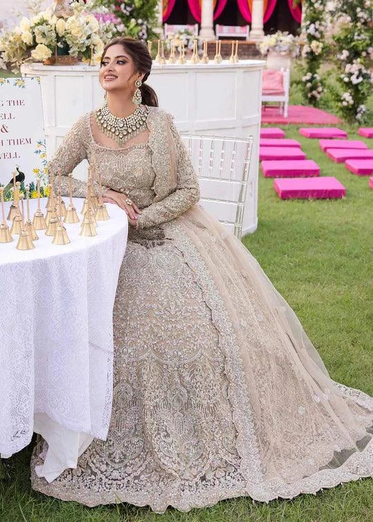 Kanwal Malik| Maahi Formals 23 | Samira - Hoorain Designer Wear - Pakistani Ladies Branded Stitched Clothes in United Kingdom, United states, CA and Australia