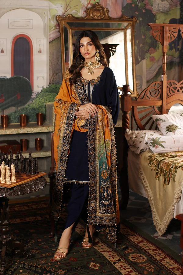 Mina Kashif | Meeral Formals 23 | MKF23-17 - Hoorain Designer Wear - Pakistani Ladies Branded Stitched Clothes in United Kingdom, United states, CA and Australia