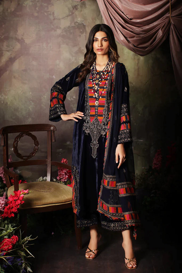 Charizma | Signora Velvet 23 | CVT3-07 - Hoorain Designer Wear - Pakistani Ladies Branded Stitched Clothes in United Kingdom, United states, CA and Australia
