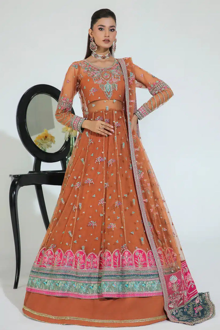Avyana | Surmaya Wedding Formals 23 | Sunehri - Hoorain Designer Wear - Pakistani Ladies Branded Stitched Clothes in United Kingdom, United states, CA and Australia