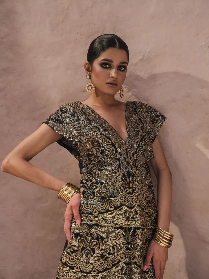 Erum Khan | Shab Siyah 23 | Seraab - Hoorain Designer Wear - Pakistani Ladies Branded Stitched Clothes in United Kingdom, United states, CA and Australia