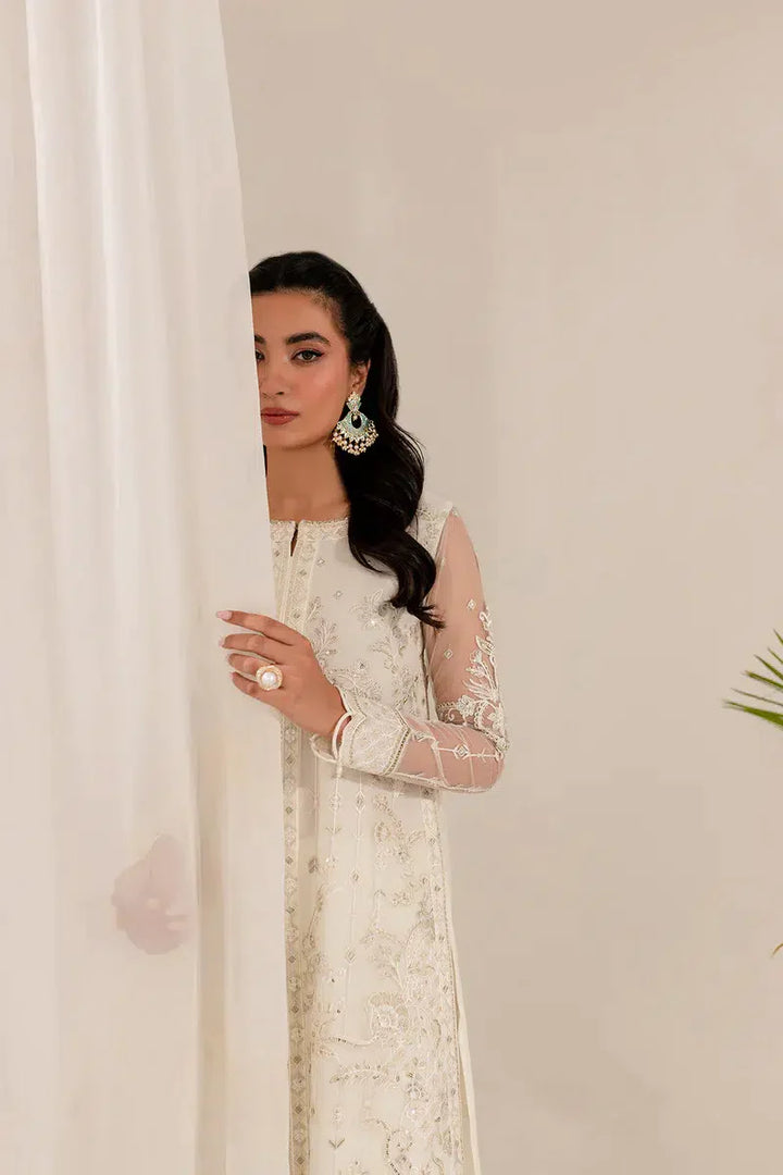 Farasha | Lumiere Luxury Collection 23 | Chantily - Hoorain Designer Wear - Pakistani Ladies Branded Stitched Clothes in United Kingdom, United states, CA and Australia