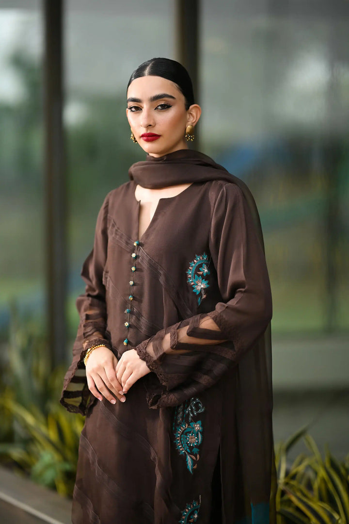 Hue Pret | Leilah Formals 23 | Sahara - Pakistani Clothes for women, in United Kingdom and United States