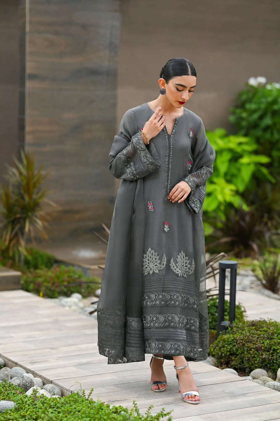 Hue Pret | Leilah Formals 23 | Zephyr - Pakistani Clothes for women, in United Kingdom and United States