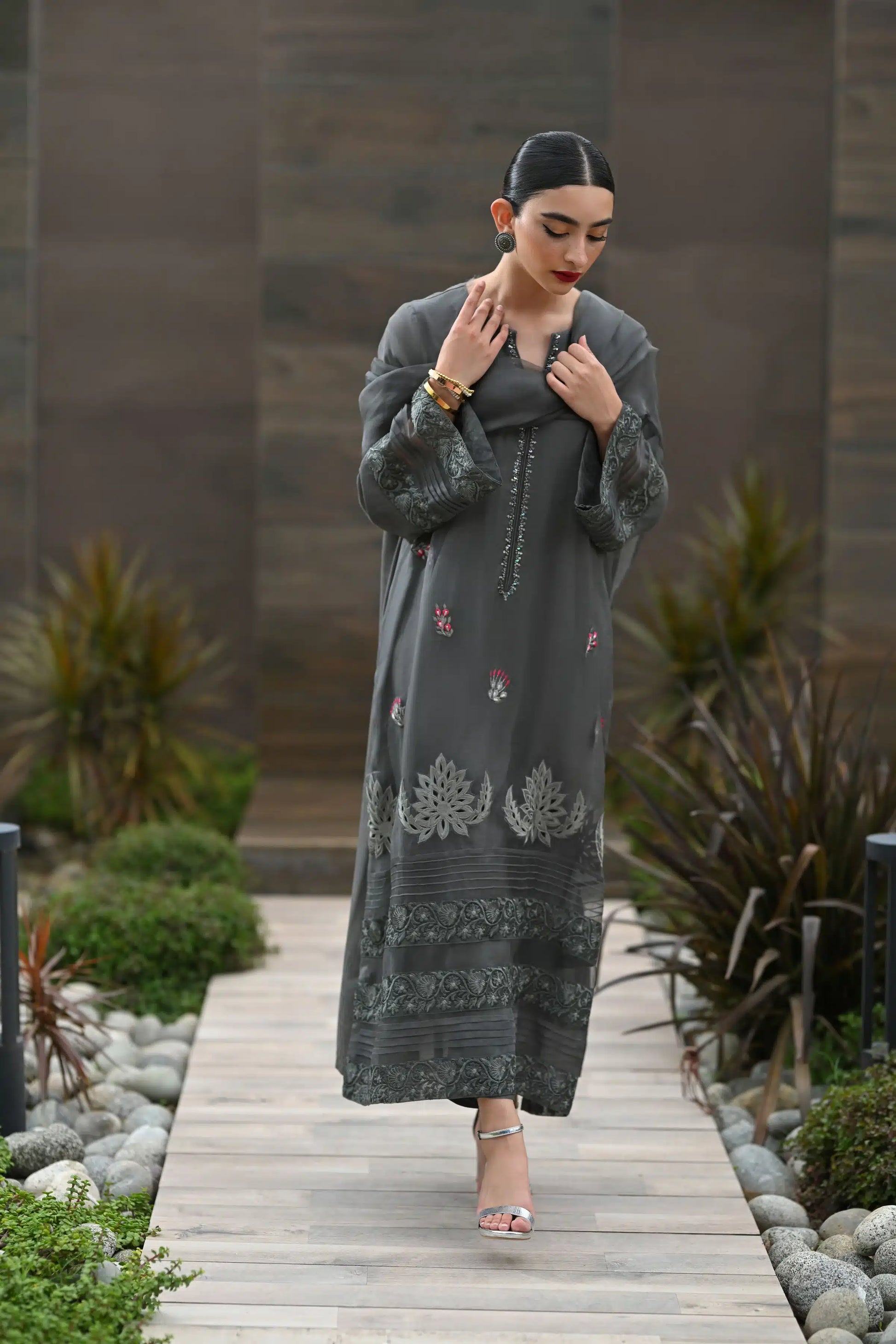 Hue Pret | Leilah Formals 23 | Zephyr - Pakistani Clothes for women, in United Kingdom and United States