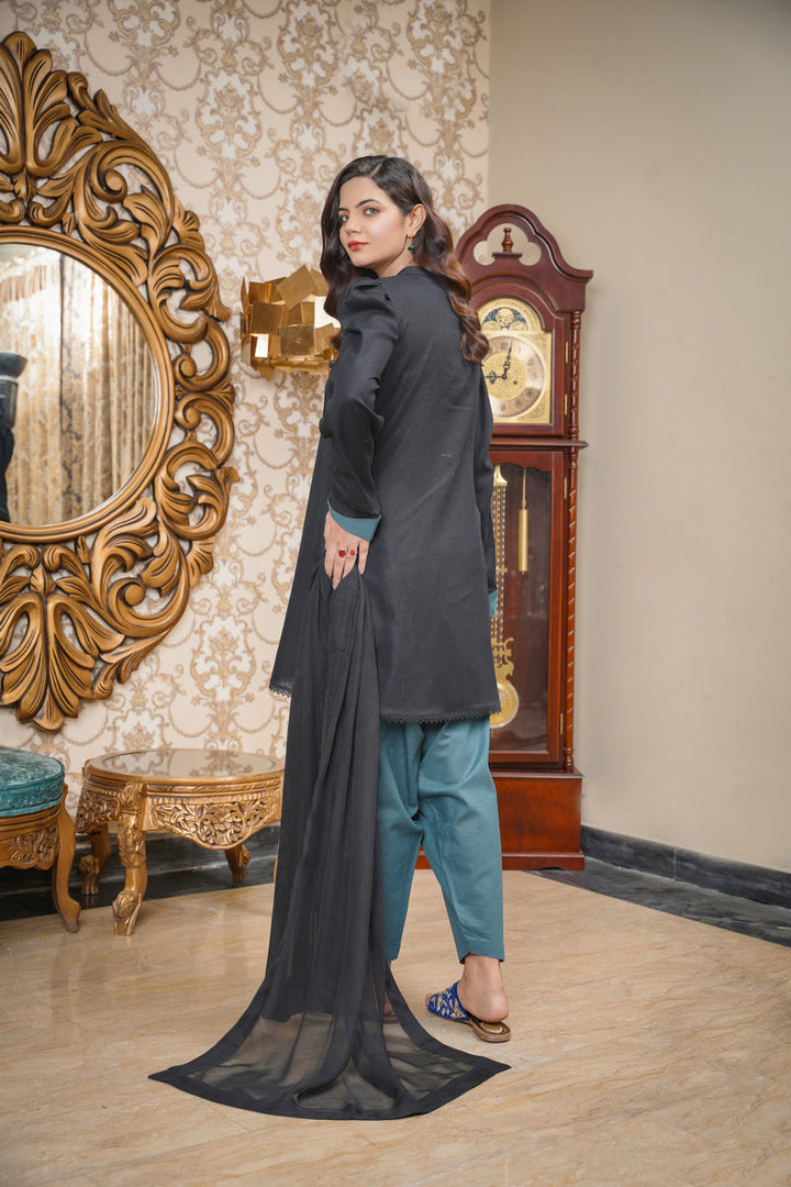 Hoorain Basics | Slub Winter 23 | HB-BLK - Hoorain Designer Wear - Pakistani Ladies Branded Stitched Clothes in United Kingdom, United states, CA and Australia