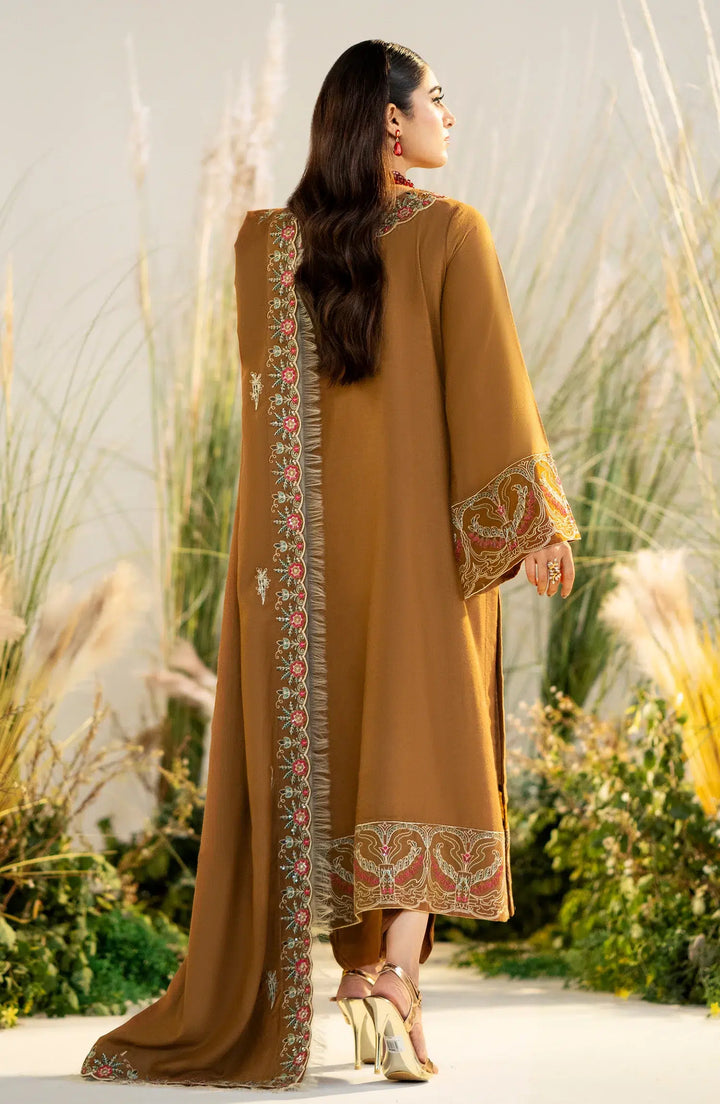Maryum N Maria | Shehr Bano Winter 23 | HARLEEN MW23564 - Hoorain Designer Wear - Pakistani Ladies Branded Stitched Clothes in United Kingdom, United states, CA and Australia