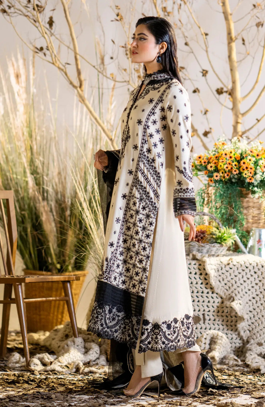 Maryum N Maria | Shehr Bano Winter 23 | SIMRAN MW23555 - Pakistani Clothes for women, in United Kingdom and United States