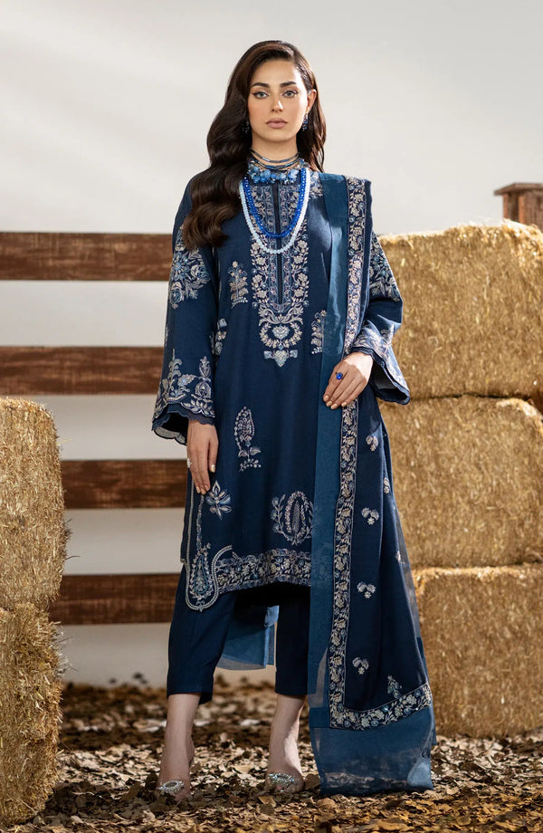 Maryum N Maria | Shehr Bano Winter 23 | BIRVA MW23551 - Hoorain Designer Wear - Pakistani Ladies Branded Stitched Clothes in United Kingdom, United states, CA and Australia
