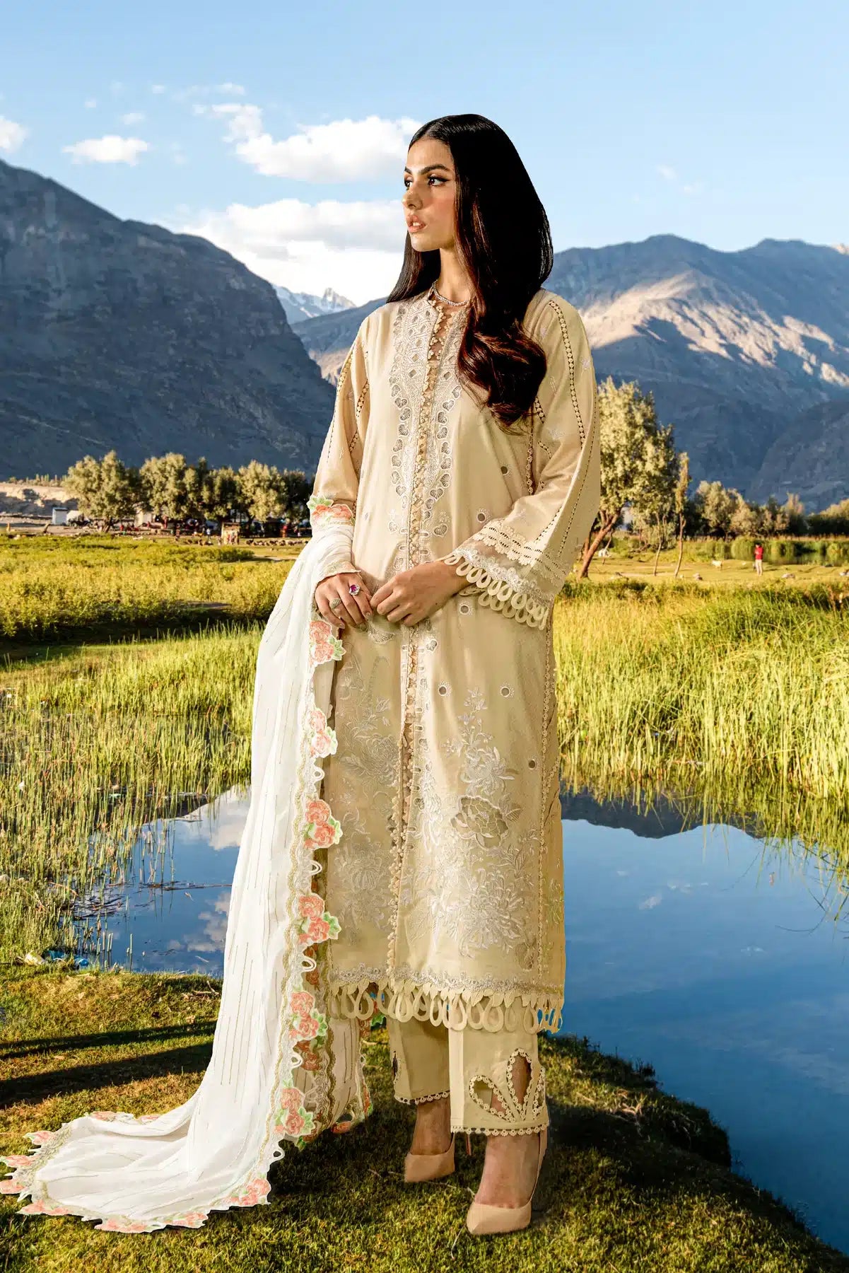 Sable Vogue | Winter 23 | SWC-03-23 - Pakistani Clothes for women, in United Kingdom and United States