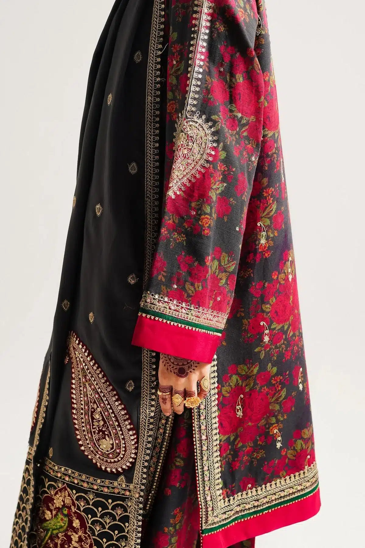 Zara ShahJahan | Winter Shawl 23 | WS23-D3 - Pakistani Clothes for women, in United Kingdom and United States