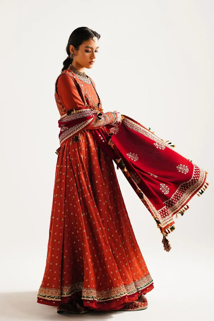 Zara ShahJahan | Winter Shawl 23 | WS23-D4 - Hoorain Designer Wear - Pakistani Ladies Branded Stitched Clothes in United Kingdom, United states, CA and Australia