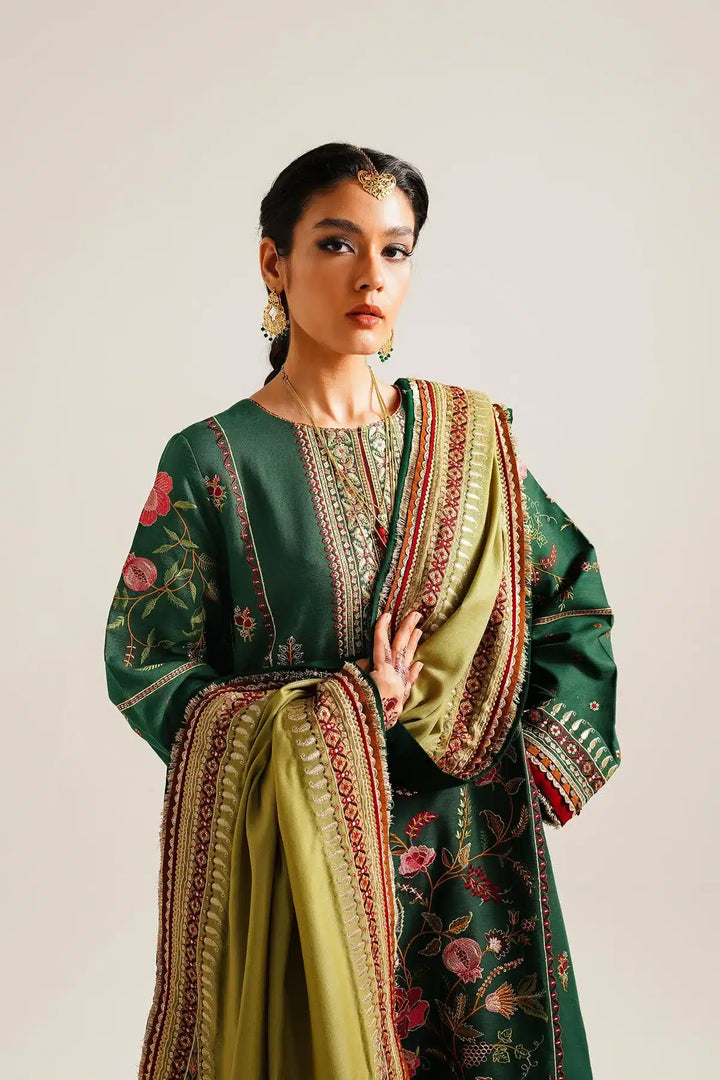 Zara ShahJahan | Winter Shawl 23 | WS23-D7 - Hoorain Designer Wear - Pakistani Ladies Branded Stitched Clothes in United Kingdom, United states, CA and Australia