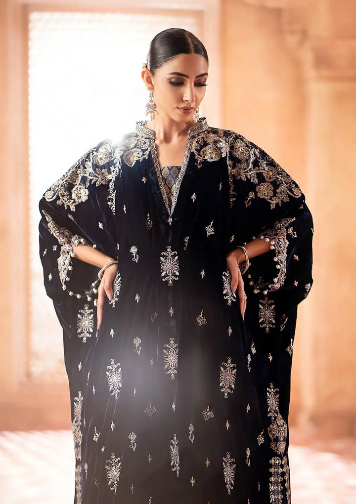 Aik Atelier | Zardozi Velvet 23 | 10 - Hoorain Designer Wear - Pakistani Ladies Branded Stitched Clothes in United Kingdom, United states, CA and Australia