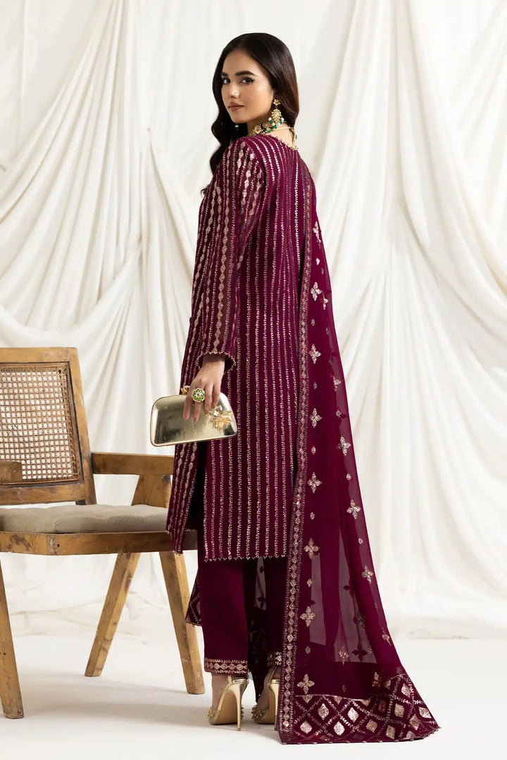 Alizeh | Dua Formals 23 | DUA-V02D03A-AYSAL(MAGENTA) - Hoorain Designer Wear - Pakistani Ladies Branded Stitched Clothes in United Kingdom, United states, CA and Australia