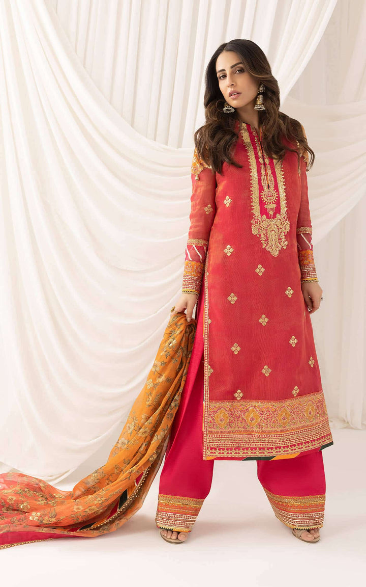 Asifa and Nabeel | Barasti Festive 23 | Sunehri (ANB-04) - Hoorain Designer Wear - Pakistani Ladies Branded Stitched Clothes in United Kingdom, United states, CA and Australia