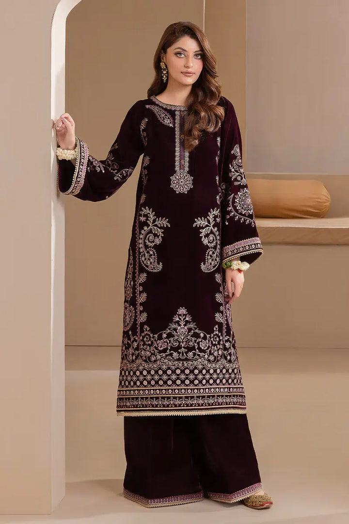 Baroque | Jahanara Luxury Velvet 23 | UF-422 - Hoorain Designer Wear - Pakistani Ladies Branded Stitched Clothes in United Kingdom, United states, CA and Australia