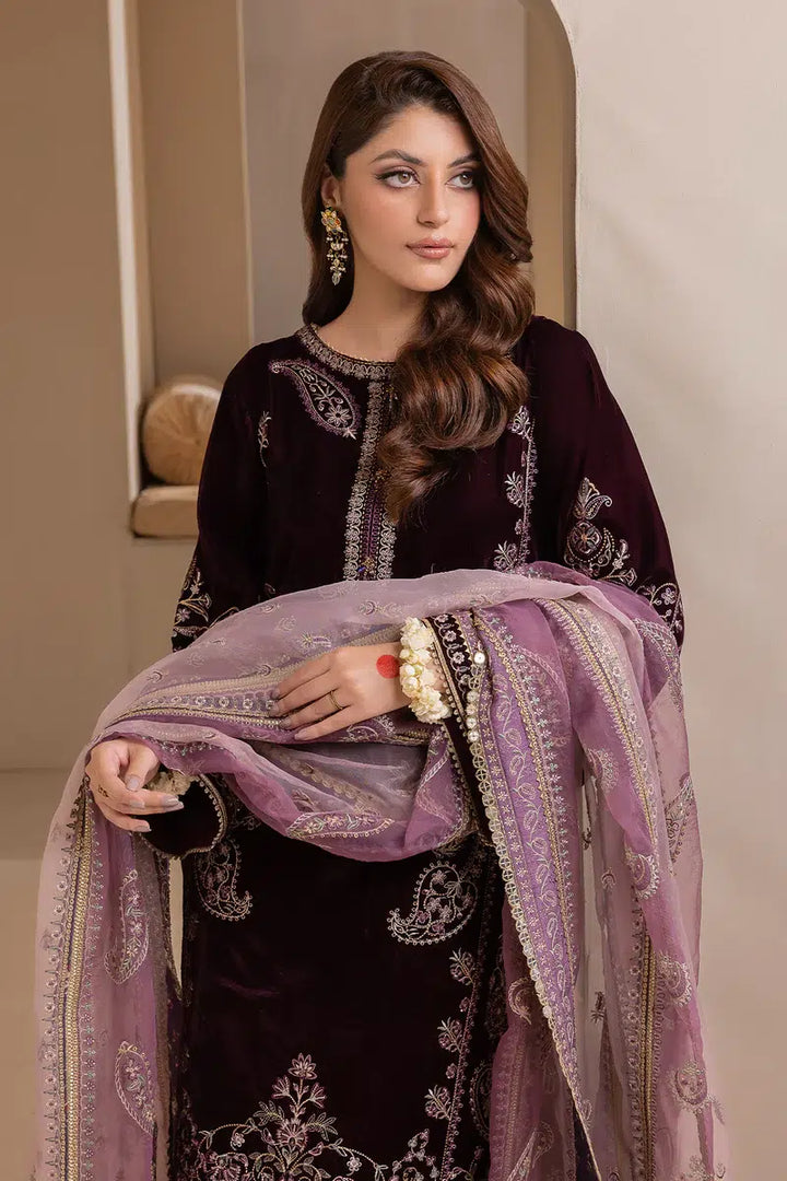 Baroque | Jahanara Luxury Velvet 23 | UF-422 - Pakistani Clothes for women, in United Kingdom and United States