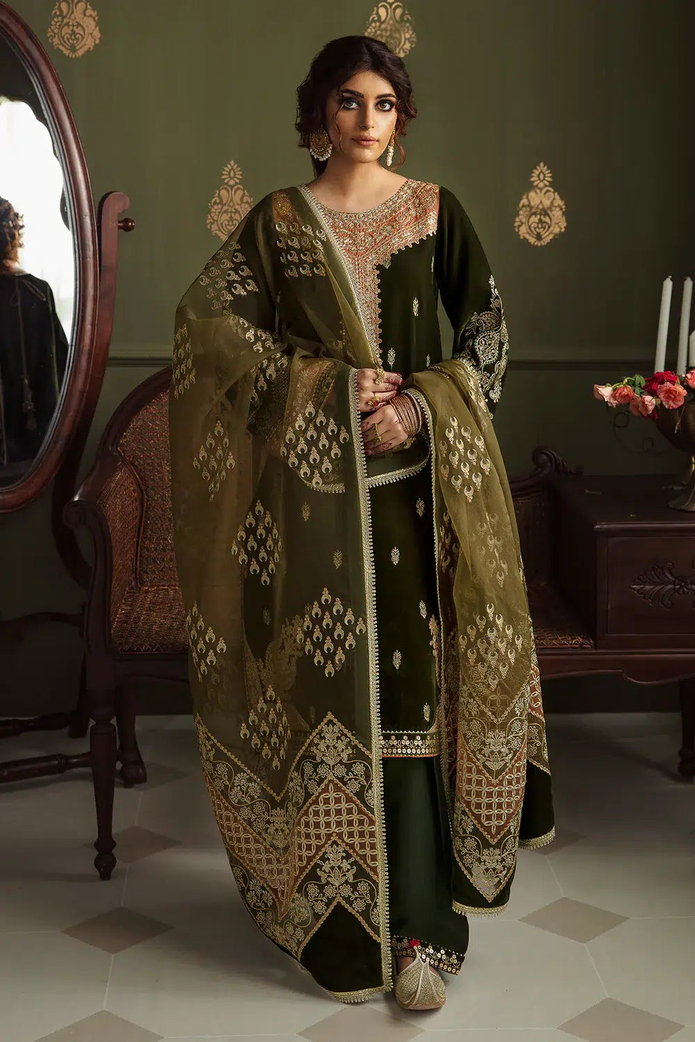 Baroque | Jahanara Luxury Velvet 23 | UF-461 - Pakistani Clothes for women, in United Kingdom and United States