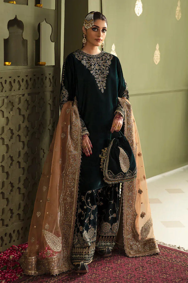 Baroque | Jahanara Luxury Velvet 23 | UF-464 - Hoorain Designer Wear - Pakistani Ladies Branded Stitched Clothes in United Kingdom, United states, CA and Australia