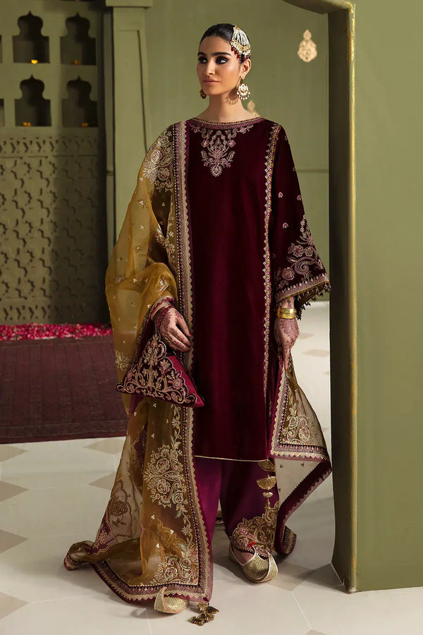 Baroque | Jahanara Luxury Velvet 23 | UF-465 - Hoorain Designer Wear - Pakistani Ladies Branded Stitched Clothes in United Kingdom, United states, CA and Australia