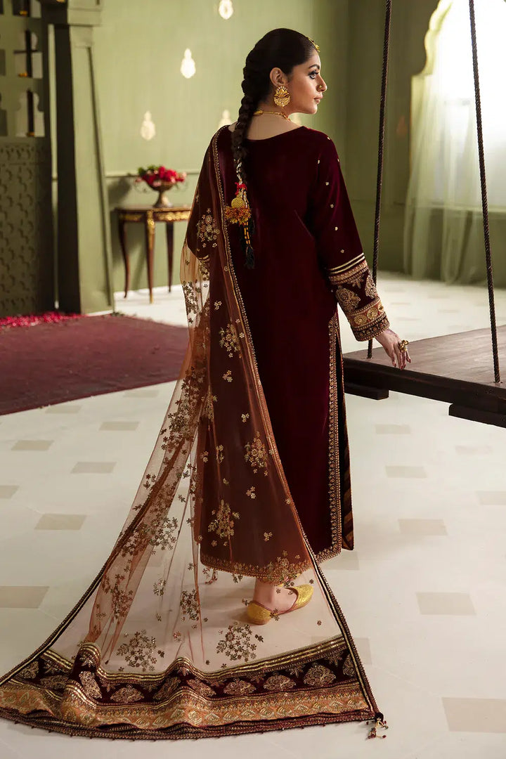 Baroque | Jahanara Luxury Velvet 23 | UF-466 - Hoorain Designer Wear - Pakistani Ladies Branded Stitched Clothes in United Kingdom, United states, CA and Australia