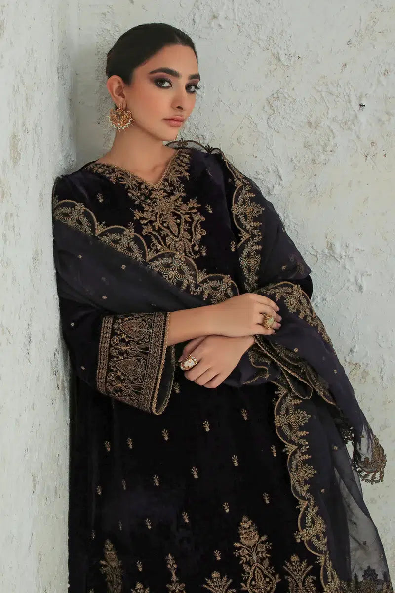 Baroque | Jahanara Luxury Velvet 23 | UF-239 - Pakistani Clothes for women, in United Kingdom and United States