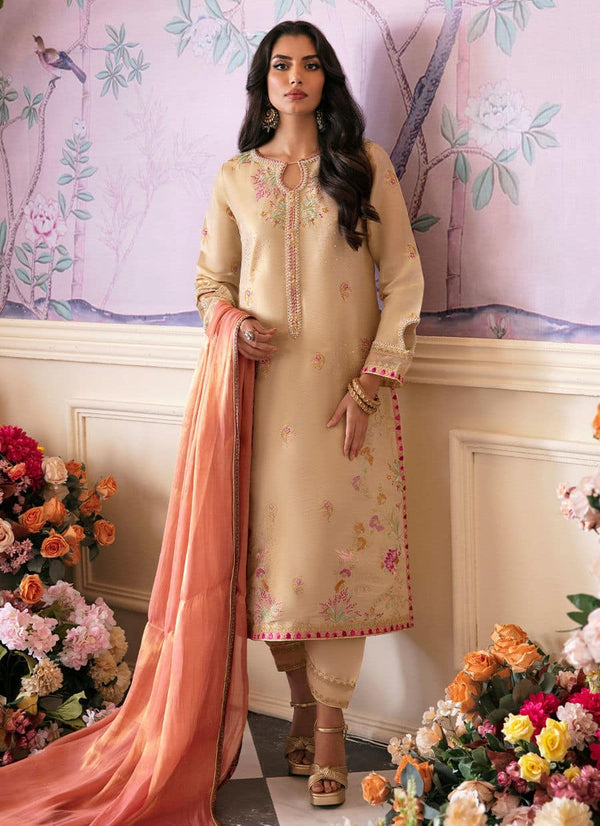 Farah Talib Aziz | Mayna Festive Luxe | NAROOD GOLD - Hoorain Designer Wear - Pakistani Ladies Branded Stitched Clothes in United Kingdom, United states, CA and Australia