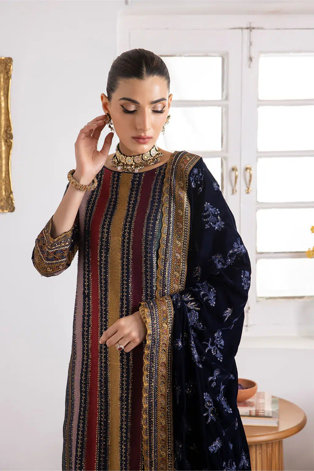 Iznik | Festive Velvet 23 | IV-29 SITARAH - Pakistani Clothes for women, in United Kingdom and United States