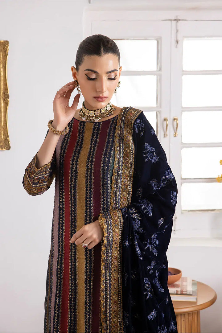 Iznik | Festive Velvet 23 | IV-29 SITARAH - Hoorain Designer Wear - Pakistani Ladies Branded Stitched Clothes in United Kingdom, United states, CA and Australia