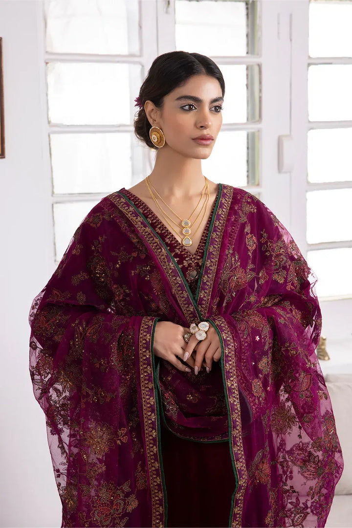 Iznik | Festive Velvet 23 | IV-31 SHIRIN - Hoorain Designer Wear - Pakistani Ladies Branded Stitched Clothes in United Kingdom, United states, CA and Australia