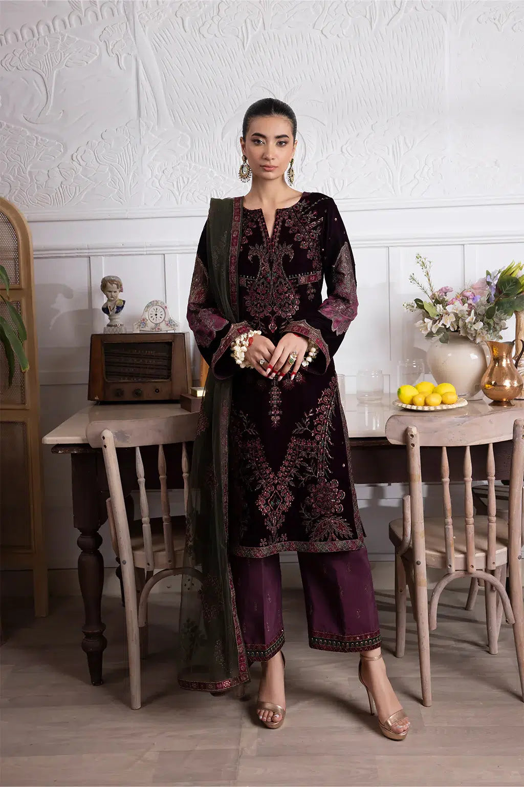 Iznik | Festive Velvet 23 | IV-30 AZITAH - Pakistani Clothes for women, in United Kingdom and United States