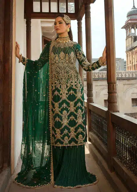 Kanwal Malik | Angana Luxury Formals 23 | Zaytooni - Hoorain Designer Wear - Pakistani Ladies Branded Stitched Clothes in United Kingdom, United states, CA and Australia