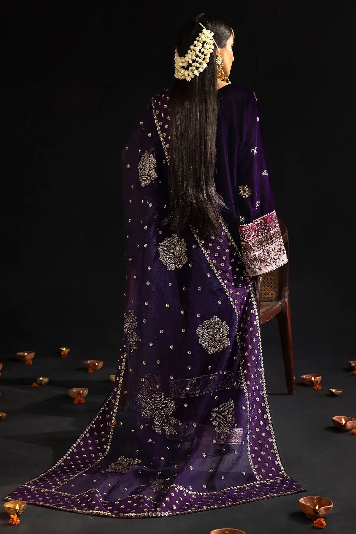 Nureh | Maya Velvet 23 | Rumeli - Pakistani Clothes for women, in United Kingdom and United States