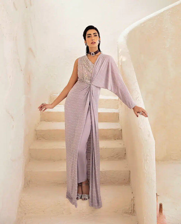 Republic Womenswear | Onirique Luxury Formals 23 | LF-152 - Hoorain Designer Wear - Pakistani Ladies Branded Stitched Clothes in United Kingdom, United states, CA and Australia