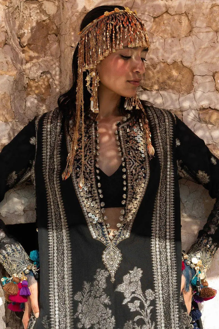 Sana Safinaz | Winter Luxury 23 | S231-001A-DF - Hoorain Designer Wear - Pakistani Ladies Branded Stitched Clothes in United Kingdom, United states, CA and Australia