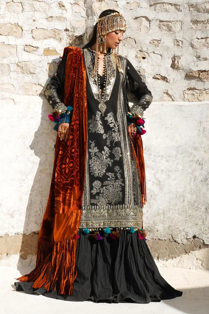 Sana Safinaz | Winter Luxury 23 | S231-001A-DF - Hoorain Designer Wear - Pakistani Ladies Branded Stitched Clothes in United Kingdom, United states, CA and Australia