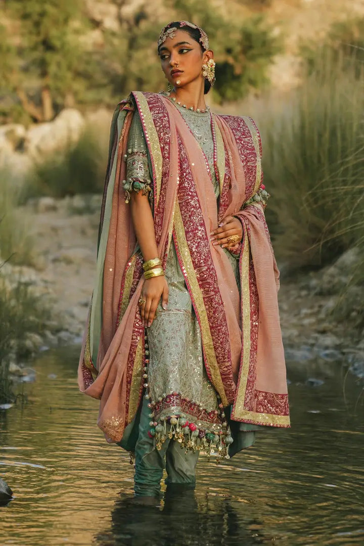 Sana Safinaz | Winter Luxury 23 | S231-006B-CV - Hoorain Designer Wear - Pakistani Ladies Branded Stitched Clothes in United Kingdom, United states, CA and Australia