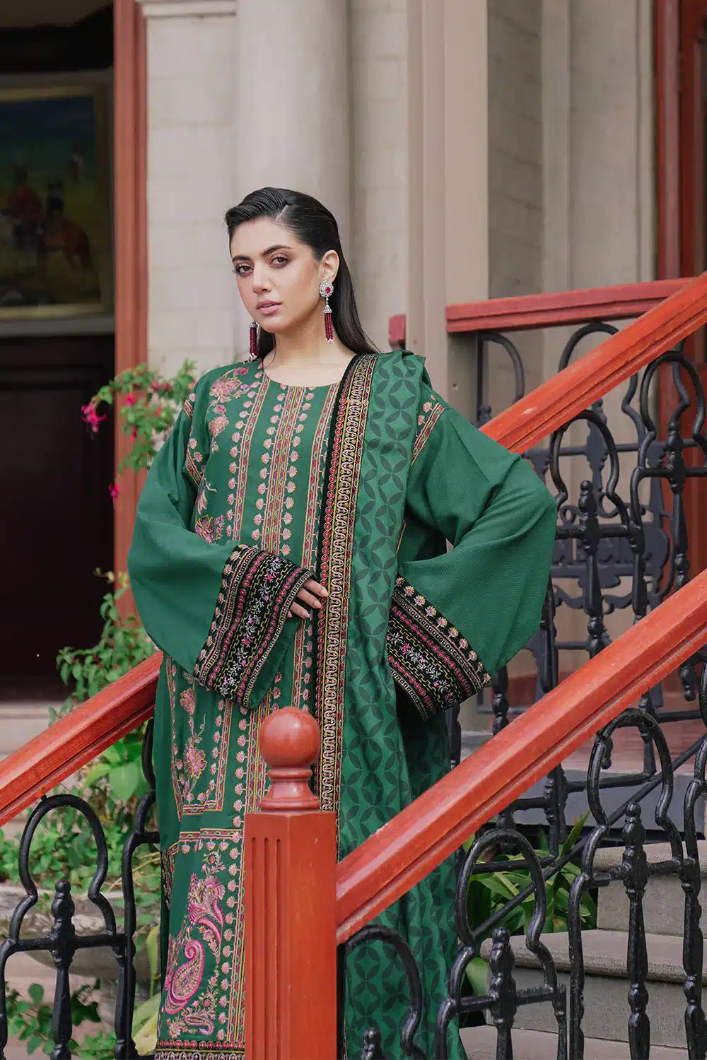 Saira Rizwan | Winter 23 | ISMAT SR-01 - Pakistani Clothes for women, in United Kingdom and United States