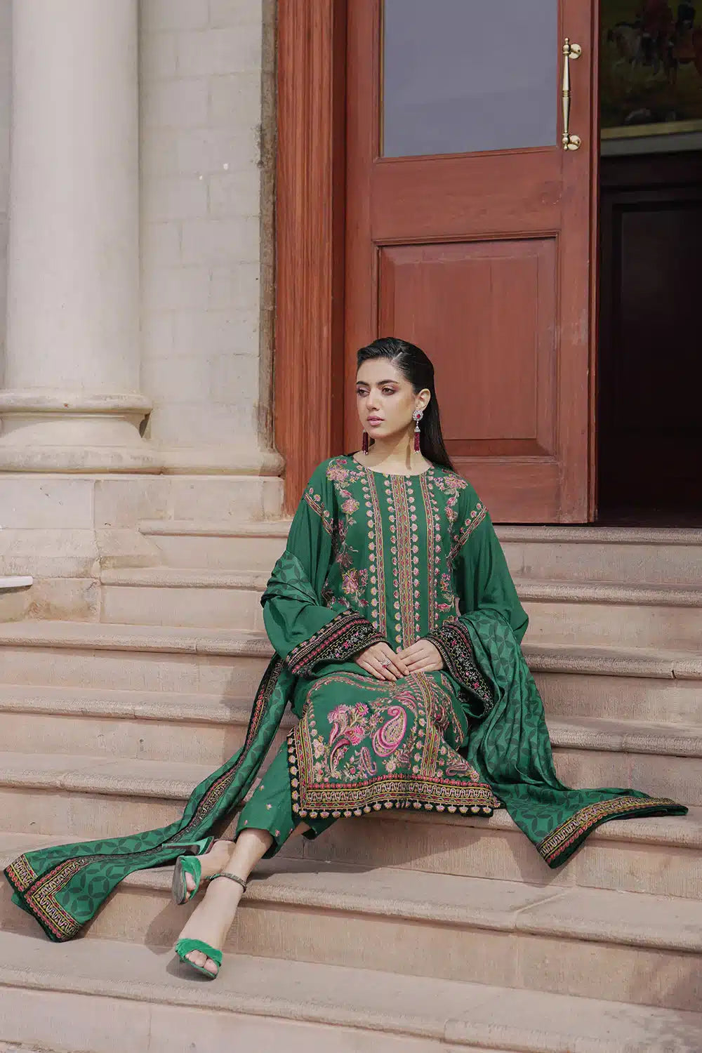 Saira Rizwan | Winter 23 | ISMAT SR-01 - Pakistani Clothes for women, in United Kingdom and United States