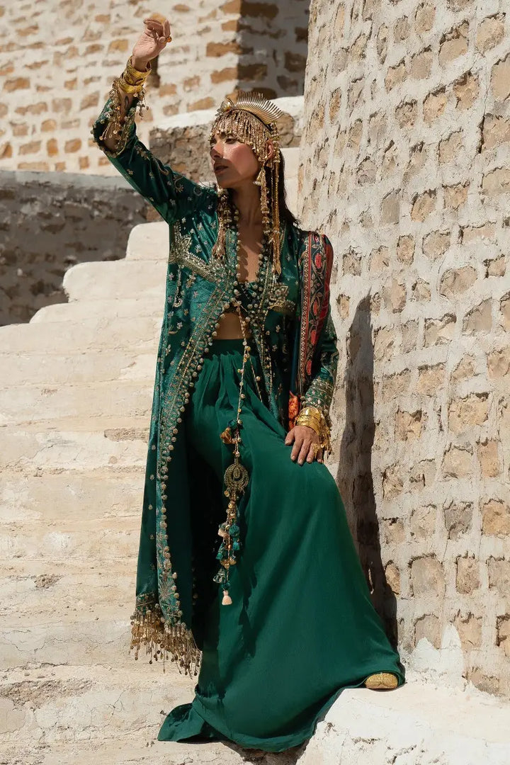 Sana Safinaz | Winter Luxury 23 | V231-002-CP - Hoorain Designer Wear - Pakistani Ladies Branded Stitched Clothes in United Kingdom, United states, CA and Australia
