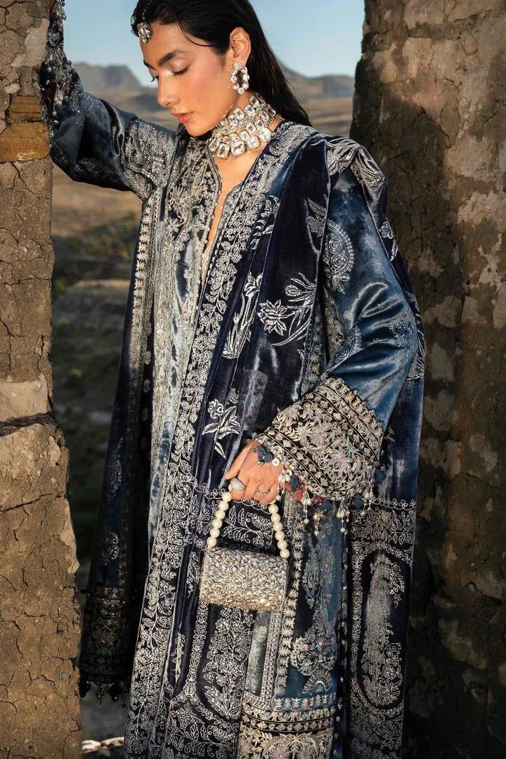 Sana Safinaz | Winter Luxury 23 | V231-005-CP - Hoorain Designer Wear - Pakistani Ladies Branded Stitched Clothes in United Kingdom, United states, CA and Australia